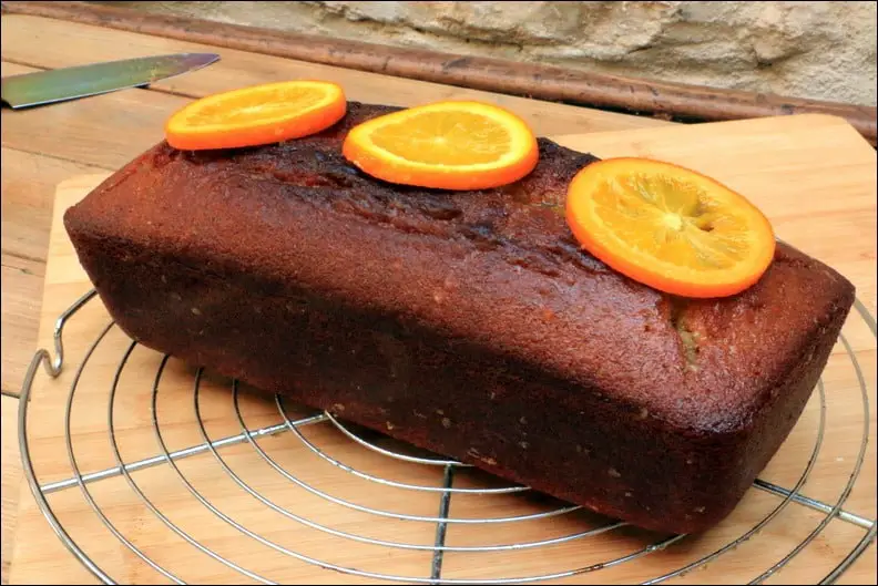 cake orange arrosé