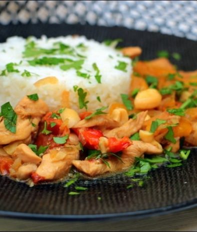 poulet aux poivrons et noix de cajou