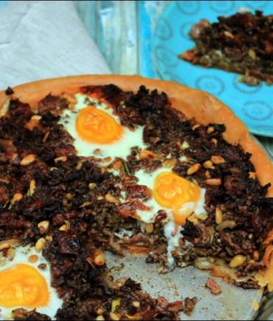 tarte sucrée et épicée au bœuf et porc de Yotam Ottolenghi