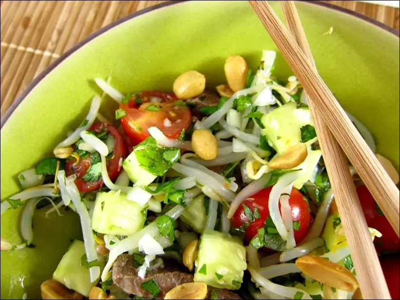 salade de boeuf thai yam nua
