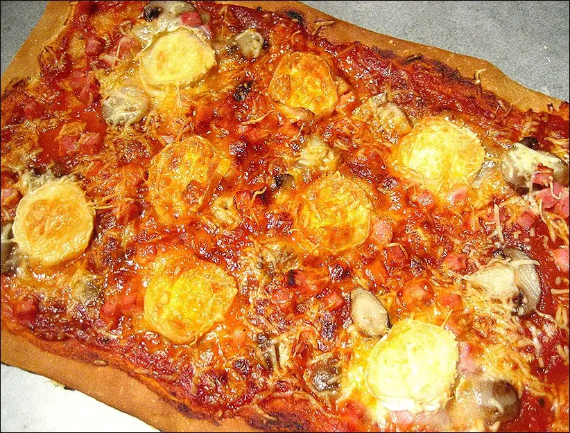 pizza au chèvre jambon champignons