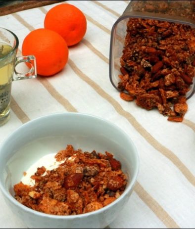 granola croquant aux amandes et pépites de chocolat