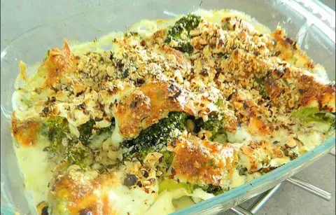 gratin de brocolis au chèvre frais et noisettes