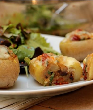 pommes de terre farcies aux tomates séchées et tomme de brebis