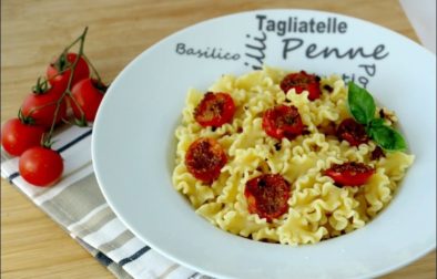 pâtes aux tomates cerises au four à la mode de Brindisi