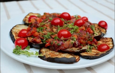 salade d'aubergiine et tomates