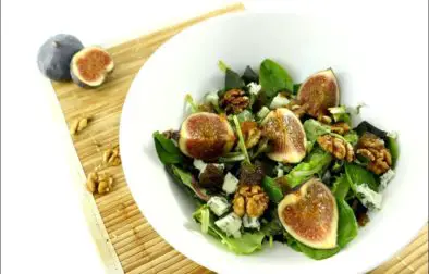 salade aux figues noix et roquefort