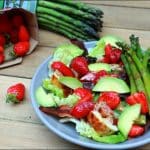 salade de poulet asperges et fraises