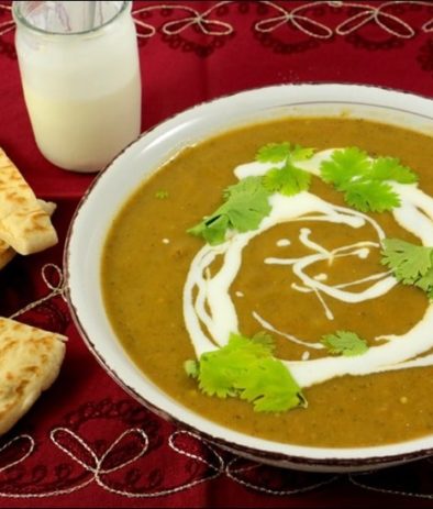 potage à l'indienne et ses naans au fromage