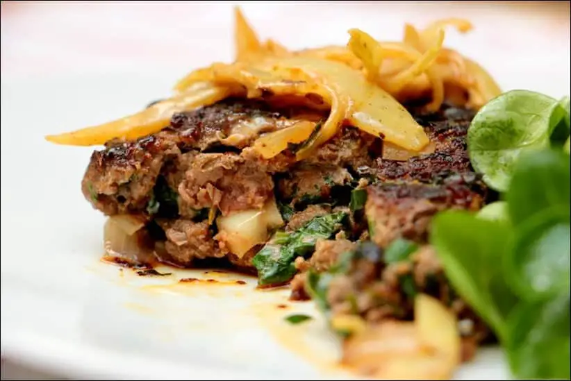 recette steak haché a l'oignon lignac