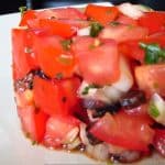 tomates olives en salade