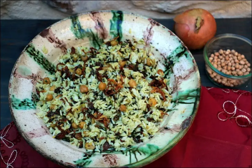riz aux pois chiches, épices et raisins secs de Yotam Ottolenghi