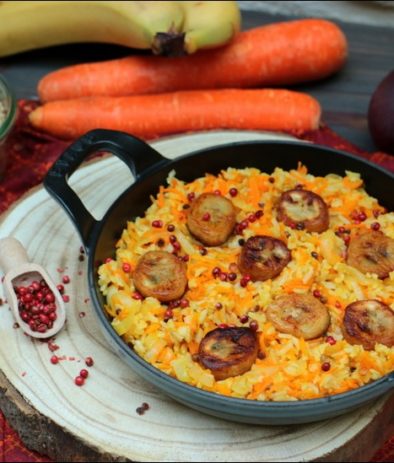 poêlée de riz aux bananes et baies roses