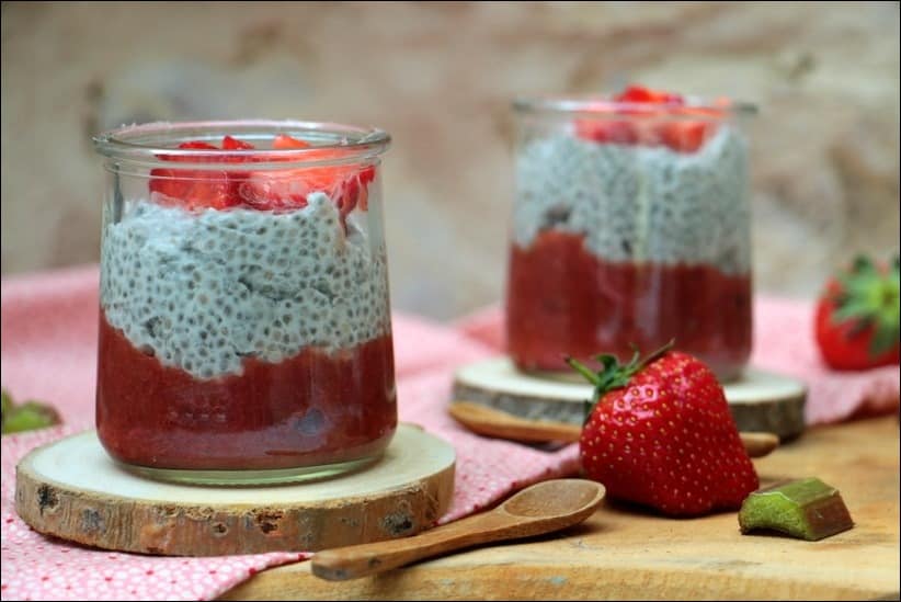 chia pudding compote fraises vanille