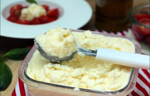 glace à la mozzarella salée