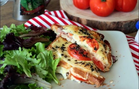 croque-monsieur au jambon tomate et mozzarella