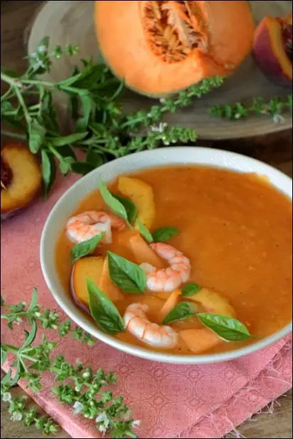 soupe froide melon pêche et tomate