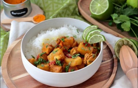 curry de poulet à l'ananas et au lait de coco