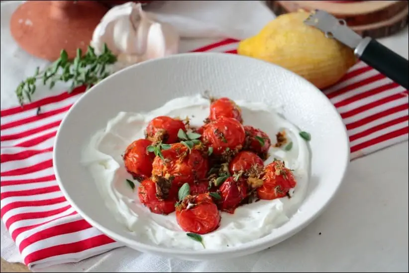 chaud froid de tomates cerises et yaourt grec