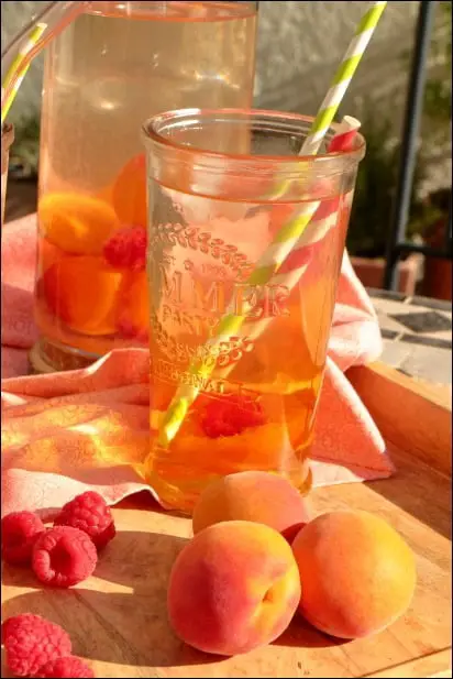eau aromatisée abricots framboises