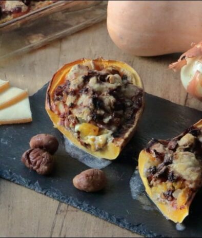 butternut farcie et gratinée aux châtaignes lard et oignons