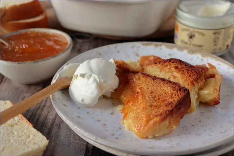 bread and butter pudding au miel et orange