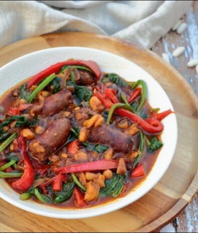 merguez dorées et haricots blancs