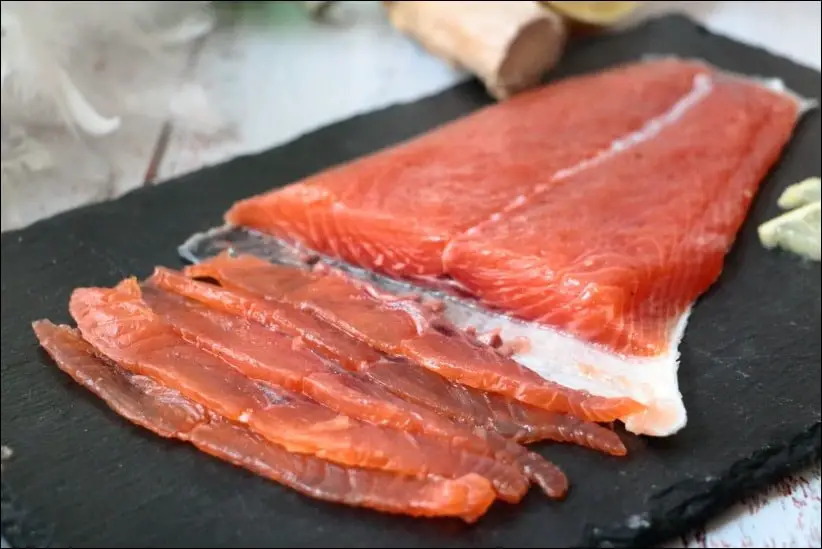 filet de saumon gravlax