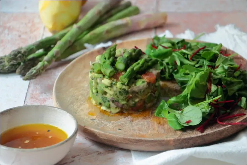 salade asperges vertes avoats tomates