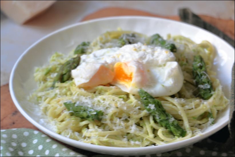 Linguine-creme-asperges-oeuf-poches (14) Linguine-creme-asperges-oeuf-poches (14)