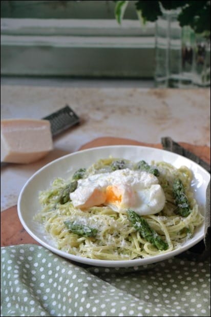 Linguine-creme-asperges-oeuf-poches (2) pates à la crème d'asperges