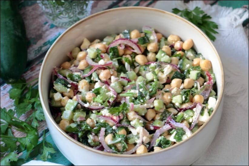 Salade_pois_chiches_concombre_feta (12) salade pois chiches feta persil