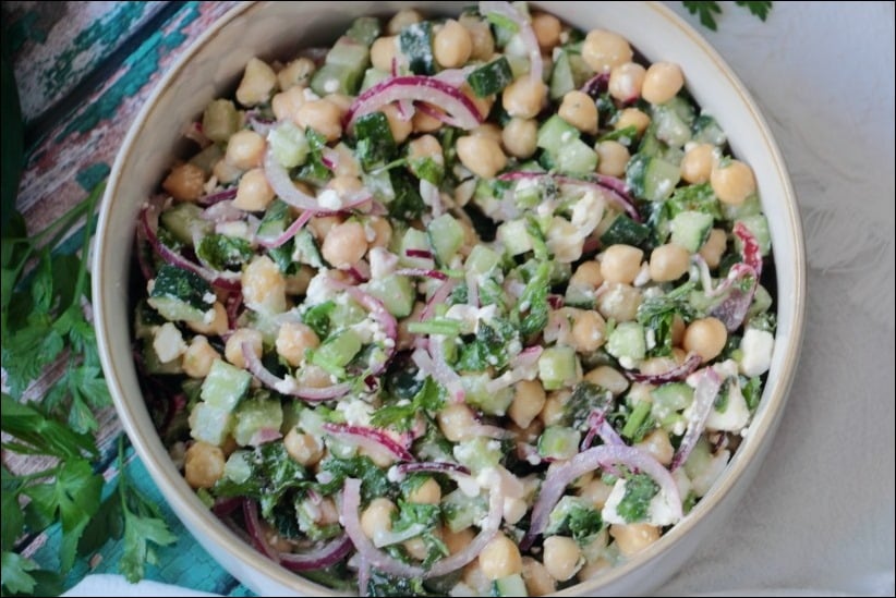 Salade_pois_chiches_concombre_feta (8) salade de pois chiches en boîte