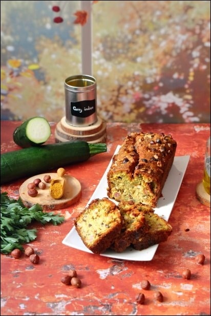 Cake-lardons-courgette-noisettes-curry (4) cake aux courgettes et lardons