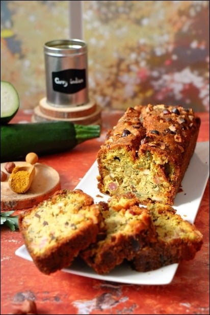 Cake-lardons-courgette-noisettes-curry (5) cake courgette curry