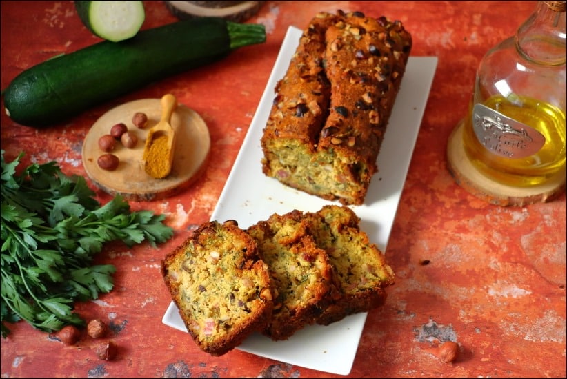 Cake-lardons-courgette-noisettes-curry (9) cake aux lardons et aux courgettes