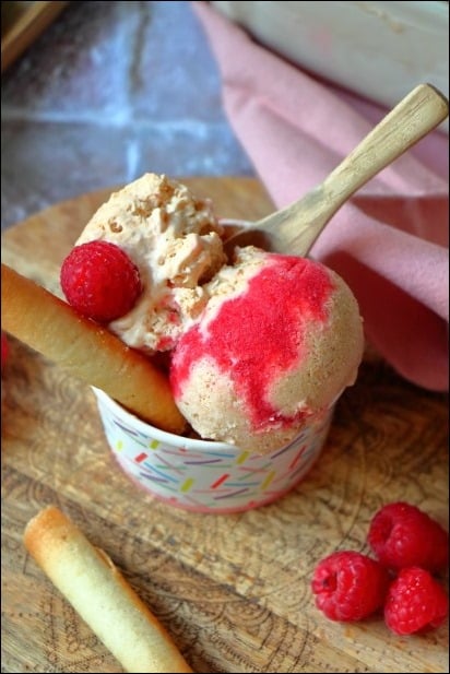 Glace-peche-melba (4) glace pêche coulis framboise