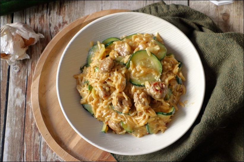 Orzo-cremeux-courgette-saucisse (14) risotto d'orzo courgette