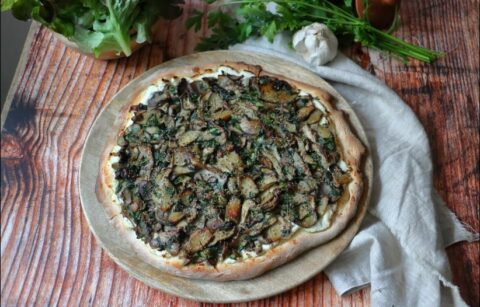 pizza blanche aux cèpes