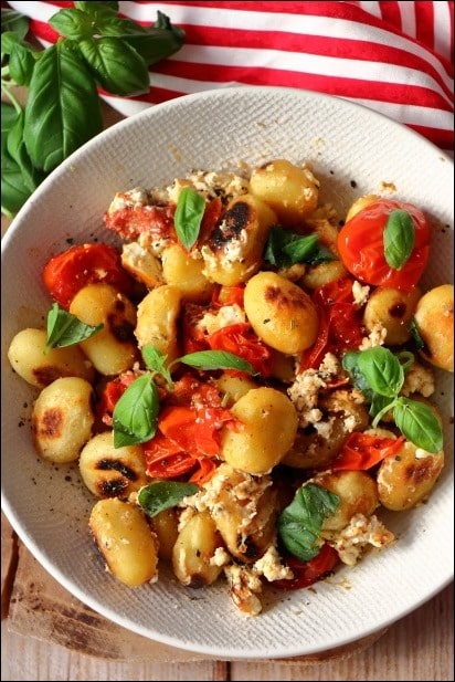 Poelee-gnocchi-feta-tomates-roties (6) poêlée de gnocchi express