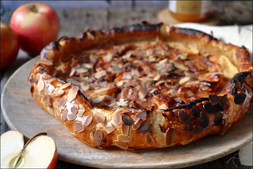Tarte-rustique-pommes-amandes (13) tarte aux pommes compote pâte feuilletée
