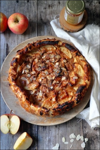 Tarte-rustique-pommes-amandes (5) tarte aux pommes compote amandes