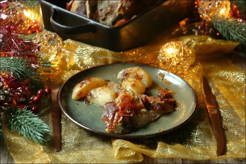 Pintade_farcie_pain_epices_poires_navets_poeles (13) pintade farcie foie gras